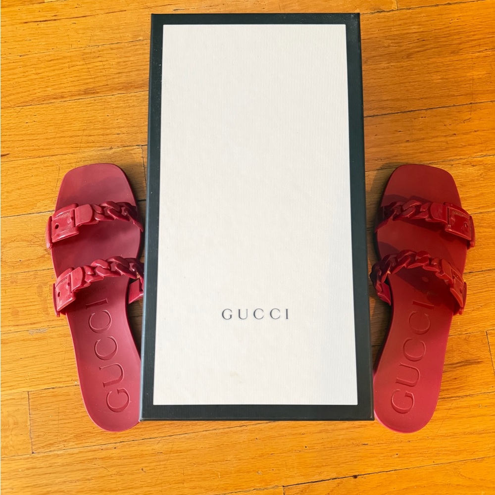 Gucci Women's Red Chain-Link Double Strap Slide Sandals